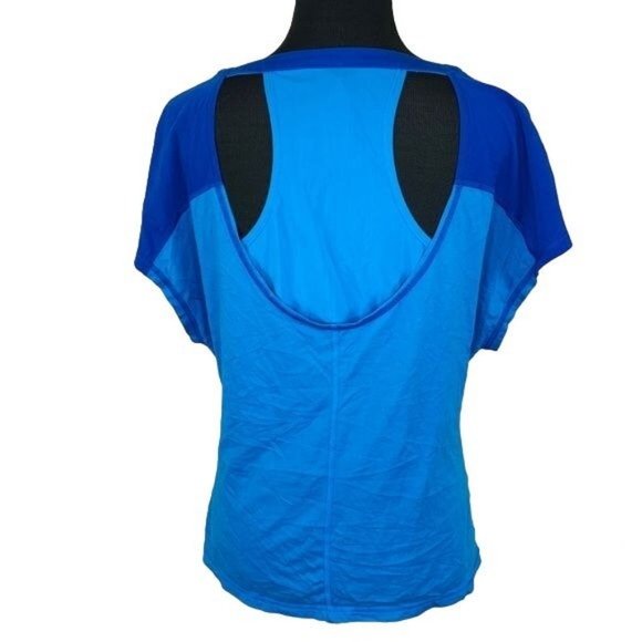 Lucy Layered Yoga Top size L Layered Flowy Color Block Blue Shirt - Picture 2 of 3